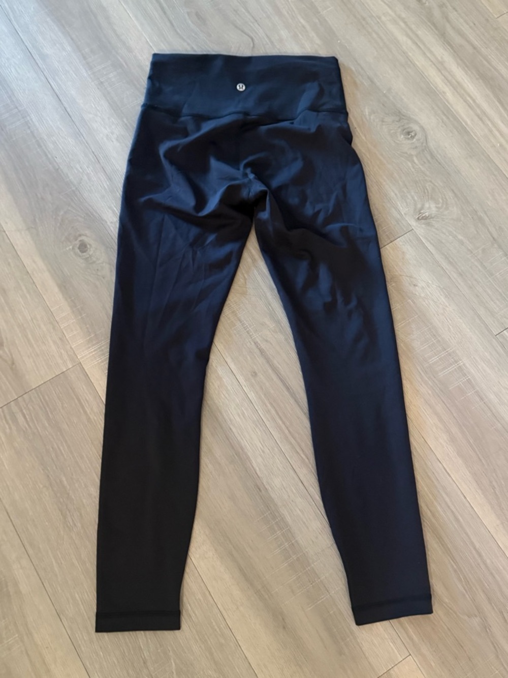Lululemon Wunder Train Leggings - Picture 5 of 5
